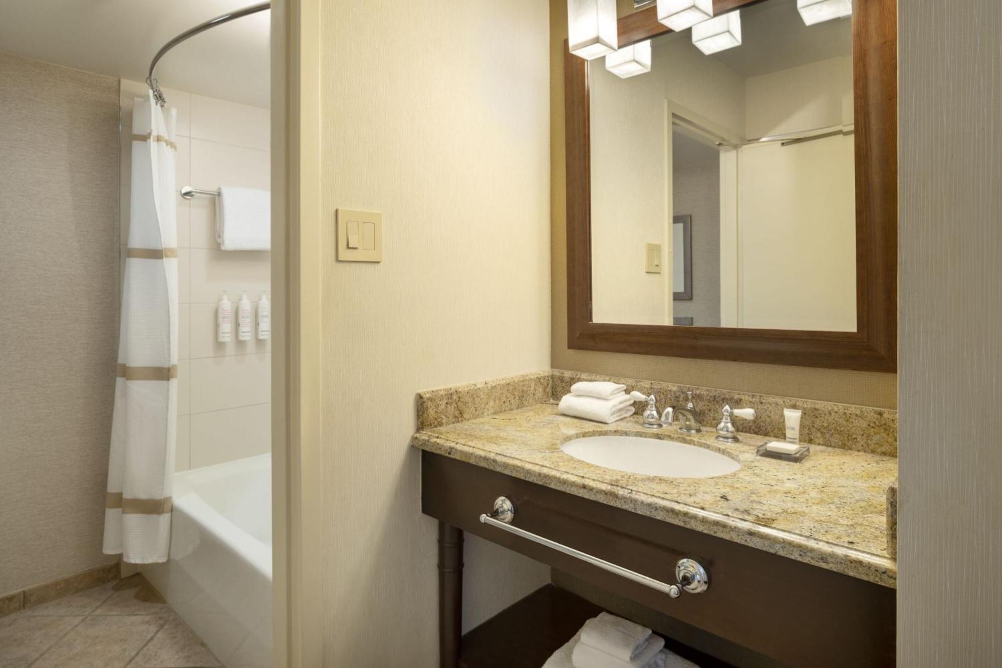 San Diego Marriott La Jolla Bagian luar foto